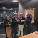 Consegna della vetrofania al titolare Luigi Nola