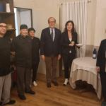 Consegna piatto 2024 e vetrofania alla titolare Elisabetta Maffeo e alla brigata di cucina