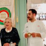 Delegata Anna Ricci con lo chef  Alessandro Ferrarini